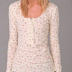 We The Free Pink Ditsy Floral Lace Insert Long Sleeve Henley Top. Size Medium